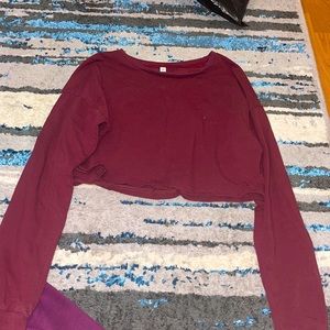 long sleeve cropped workout shirt soft material